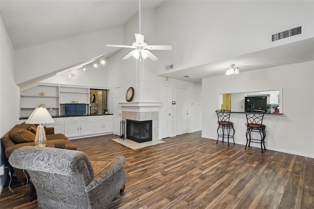 Springmont Condo Ph 01-04 - Residential