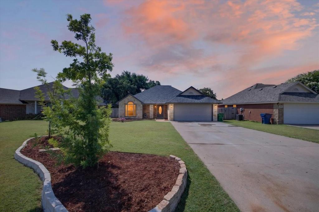 7206 Hackberry Court