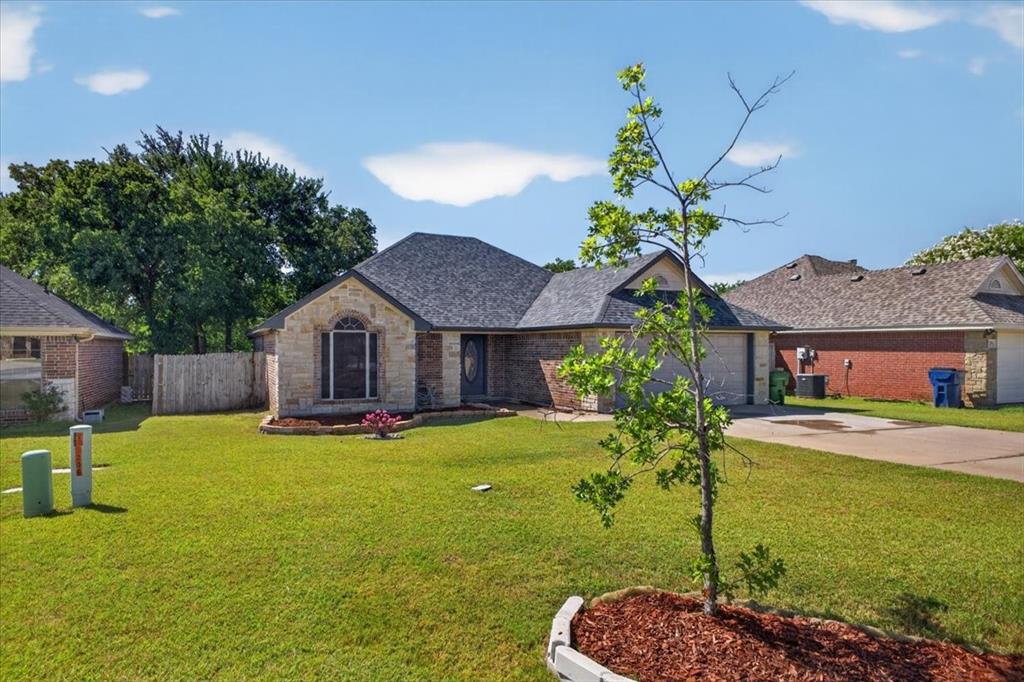 7206 Hackberry Court