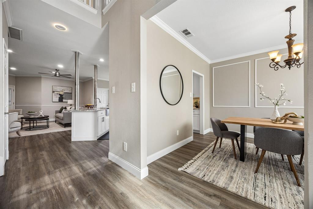 Photo of 804 Summit Pointe, Lewisville, TX 75077 (MLS # 21301109)