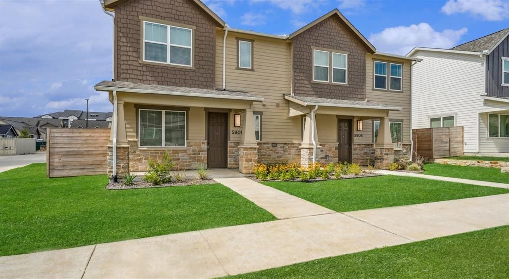 Photo of 9125 Peridot Way, Fort Worth, TX 76123 (MLS # 21174330)