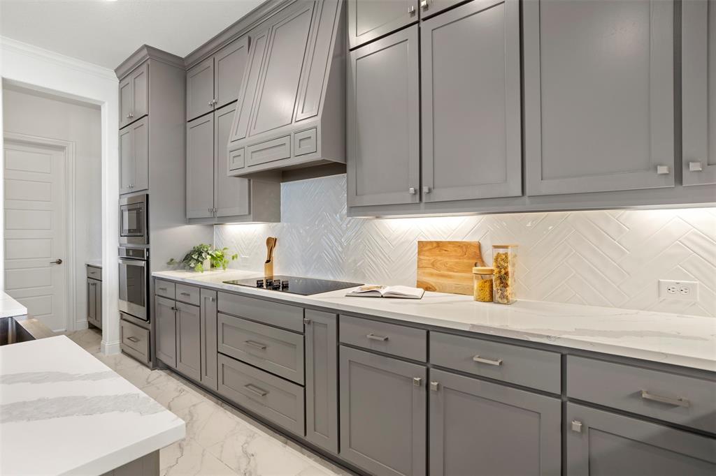 Horseshoe Mdws - Residential