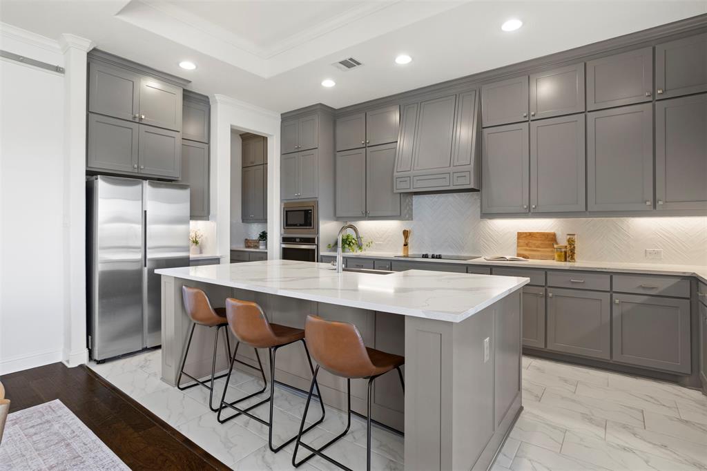 Horseshoe Mdws - Residential