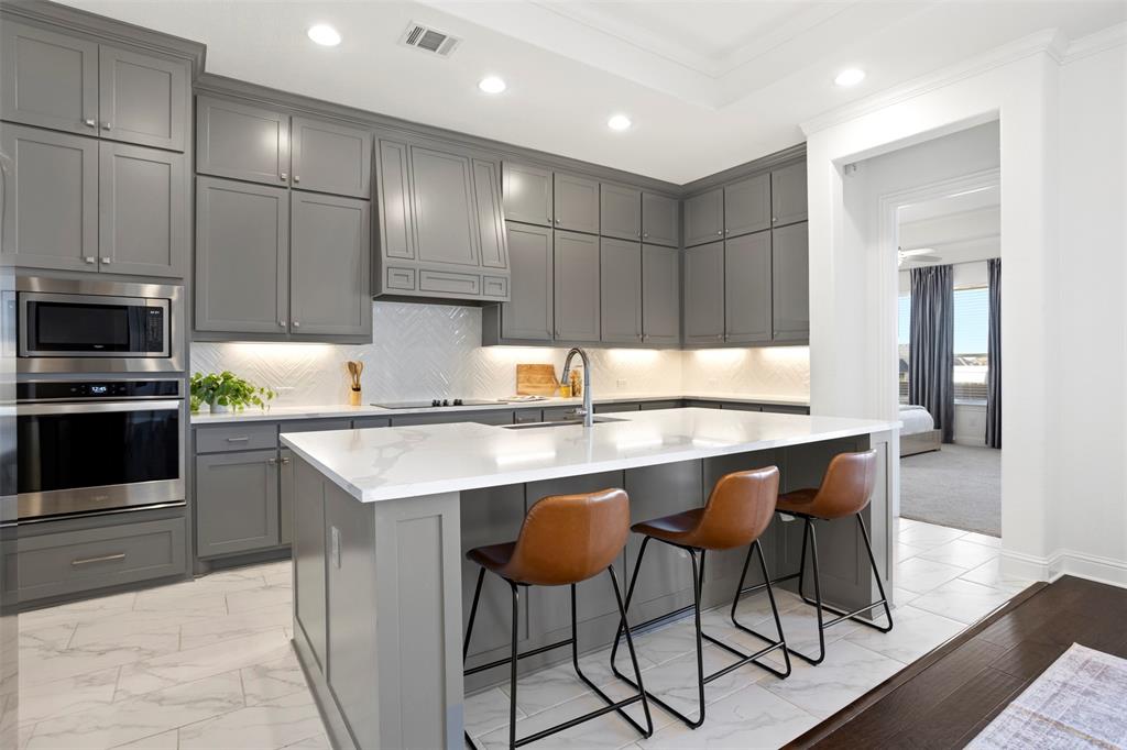 Horseshoe Mdws - Residential