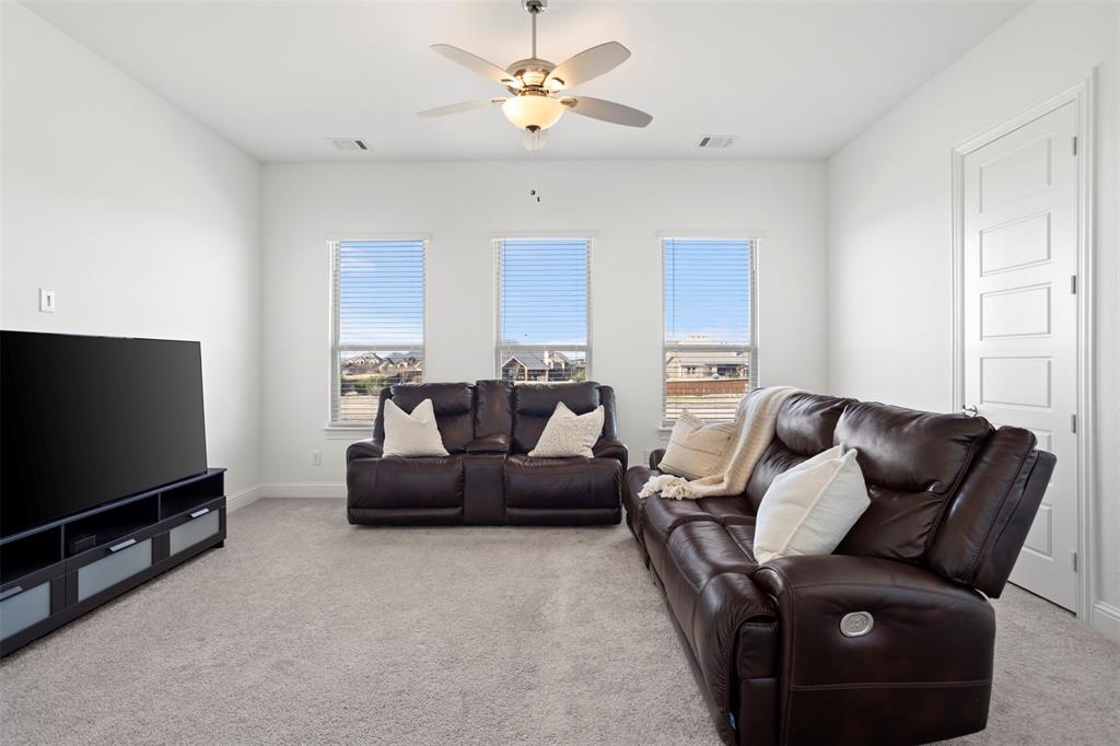 Horseshoe Mdws - Residential