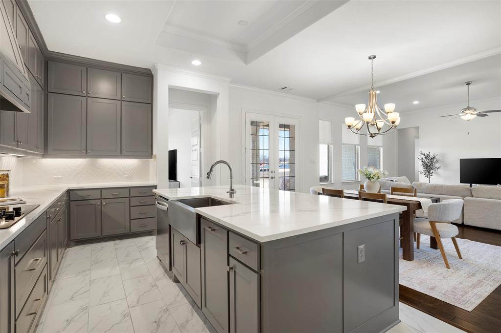 Horseshoe Mdws - Residential