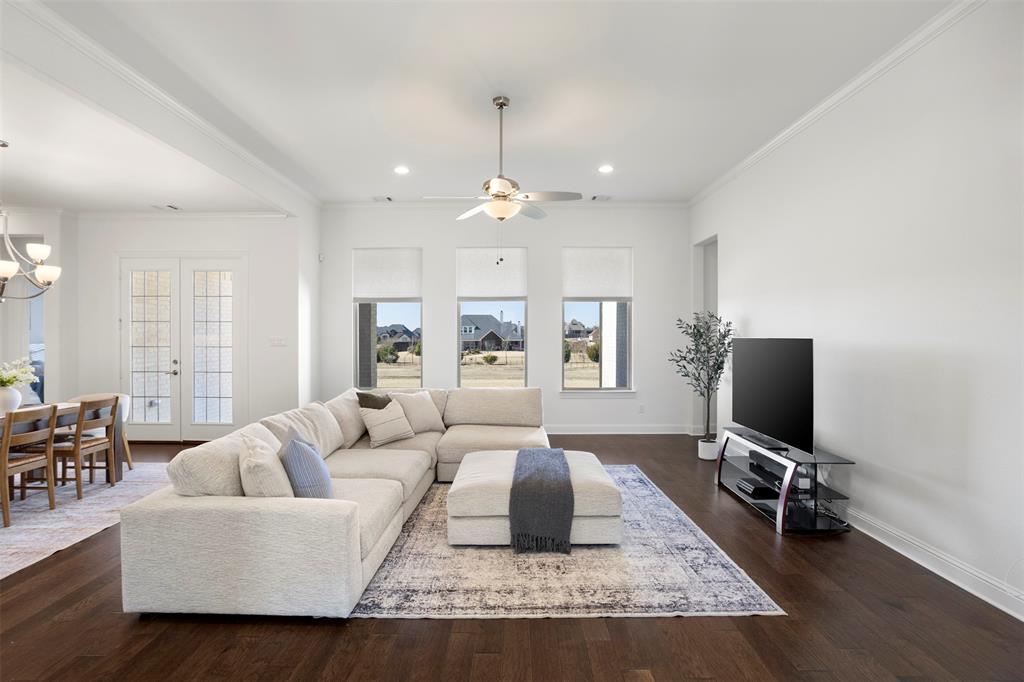 Horseshoe Mdws - Residential