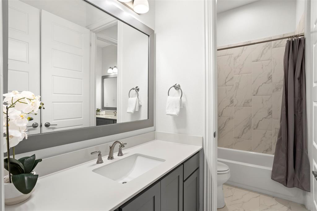 Horseshoe Mdws - Residential