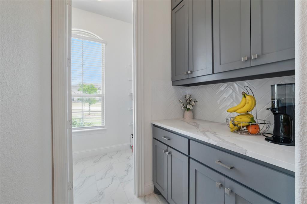 Horseshoe Mdws - Residential