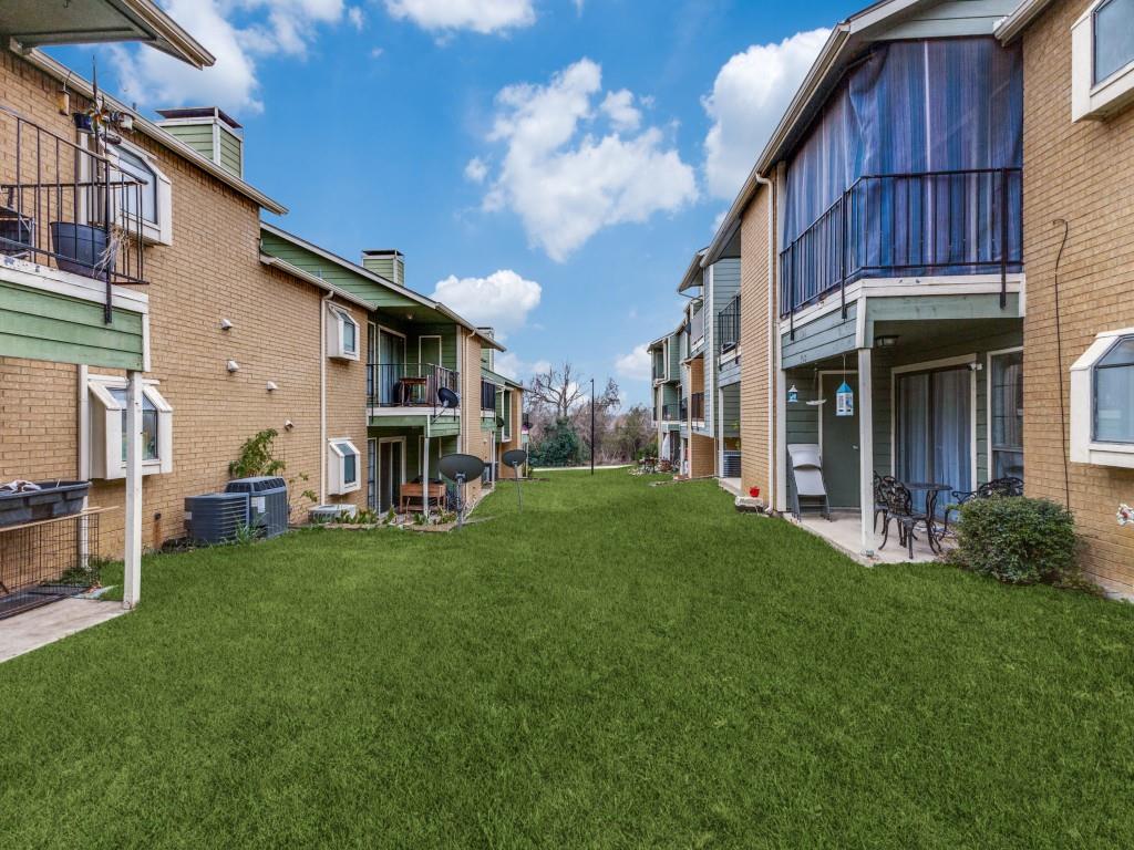 Faulkner Point 05-Lake Point Condo - Residential