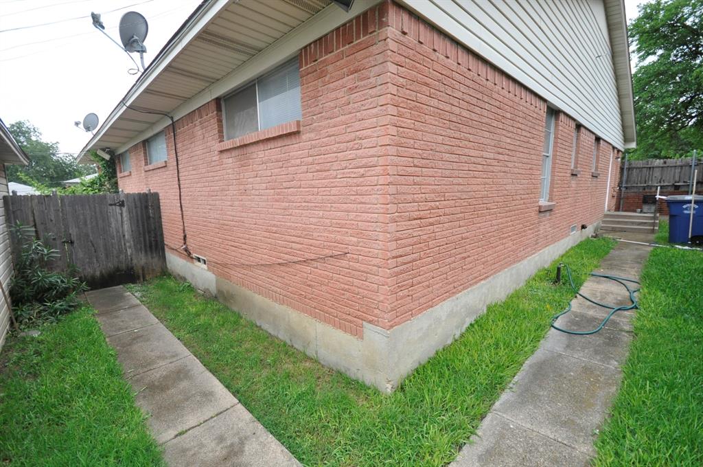 Lochwood - Residential Lease