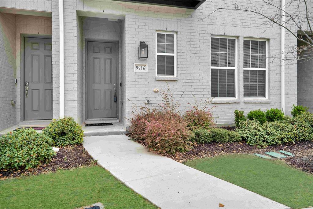 9916 Hennings Street