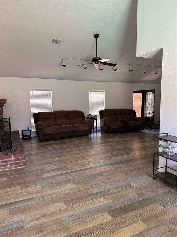 2307 Harrington Court