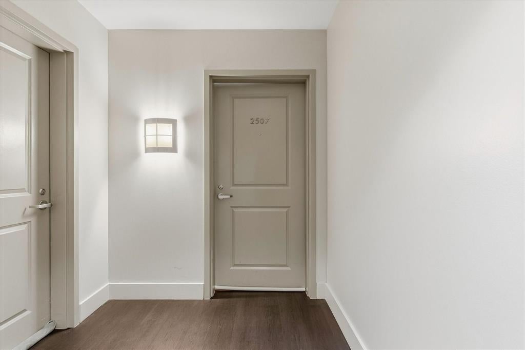 1200 Main Street 2507