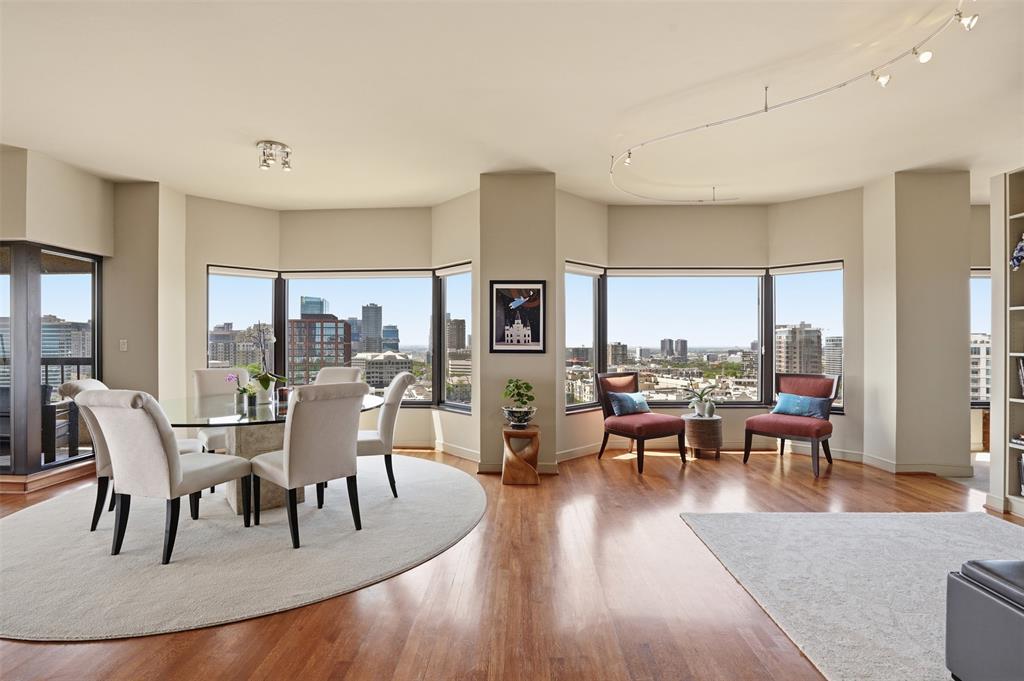 Latour Condo - Residential