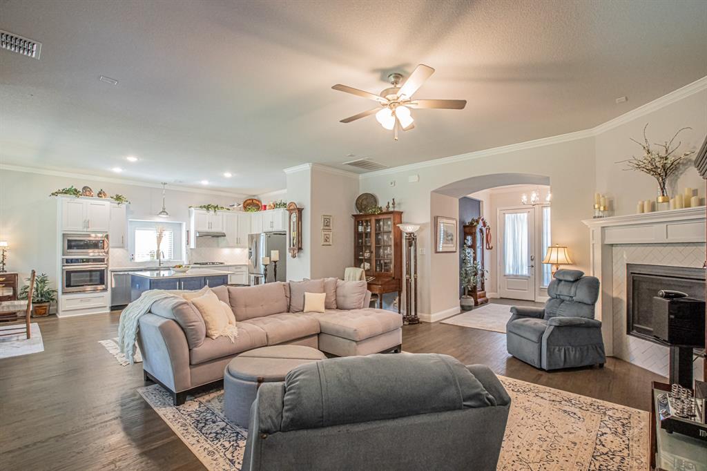 9101 Lavon Lane