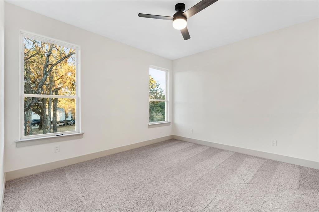 LAKESIDE HILLS - Residential