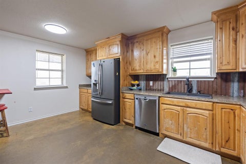 Tiny photo for 685 County Road 1102, Rio Vista, TX 76093 (MLS # 21396357)