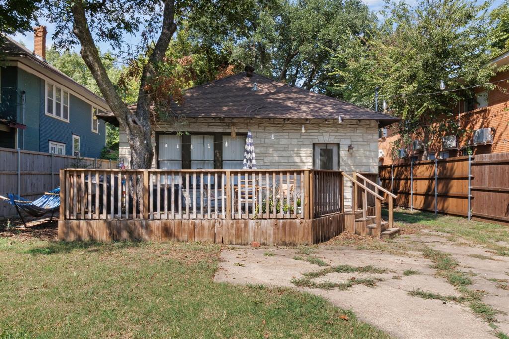 WINNETKA HEIGHTS - Residential