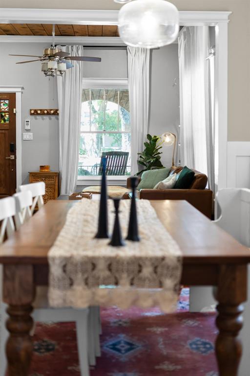 WINNETKA HEIGHTS - Residential