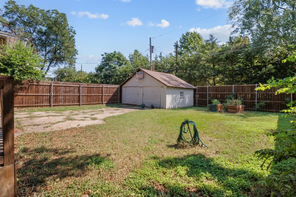 WINNETKA HEIGHTS - Residential