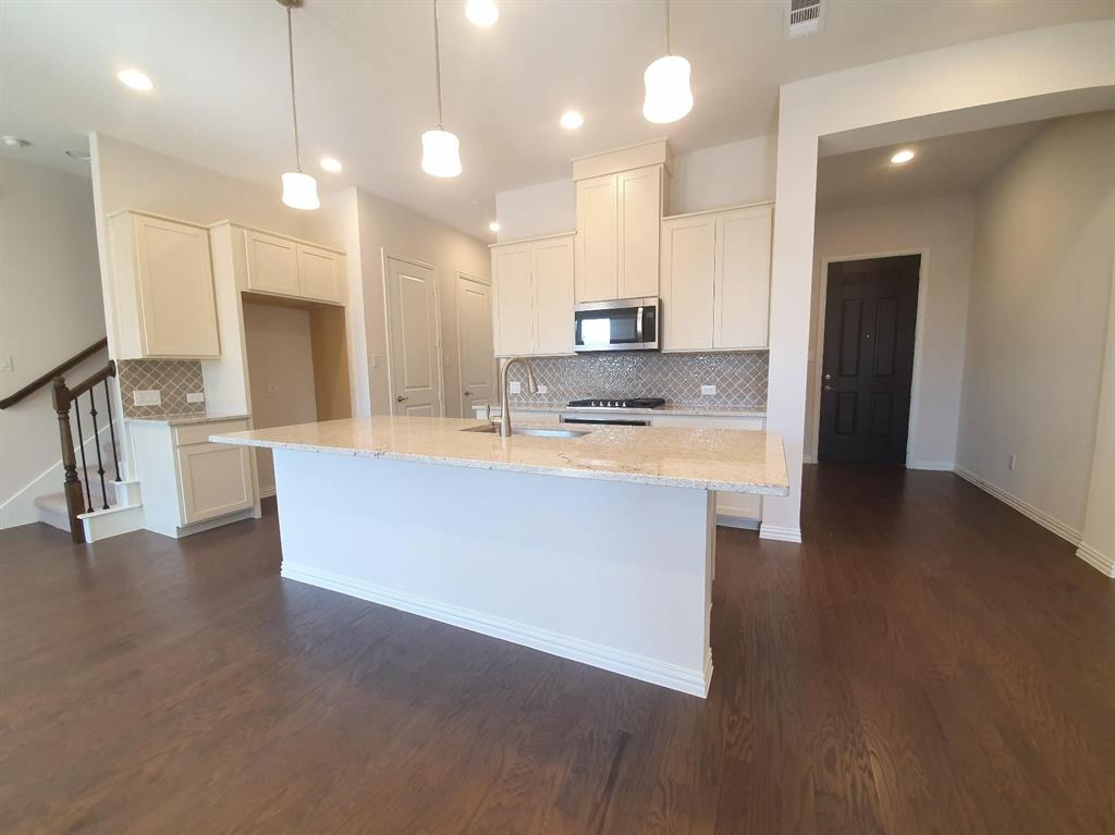 University Place Add Ph 1 - Residential Lease