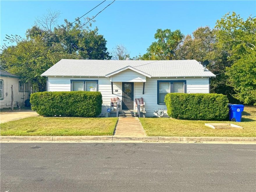 This 3/1 has great potential for maximizing rental income. Property has a long-term tenant. This property can be sold as a one-off or grouped with other properties as an investment package. For further details, please ask.