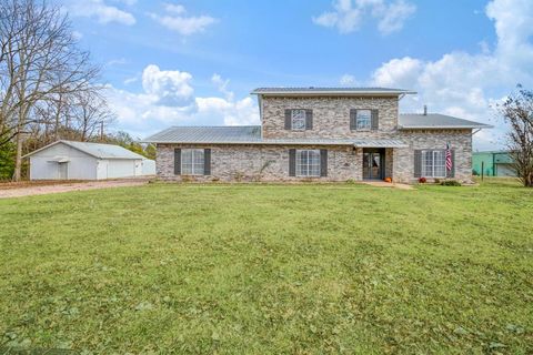 Photo of 374 County Road 42530, Paris, TX 75462 (MLS # 21120261)