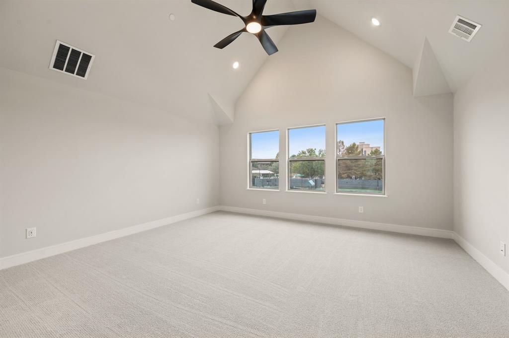 Linkside Las Colinas - Residential