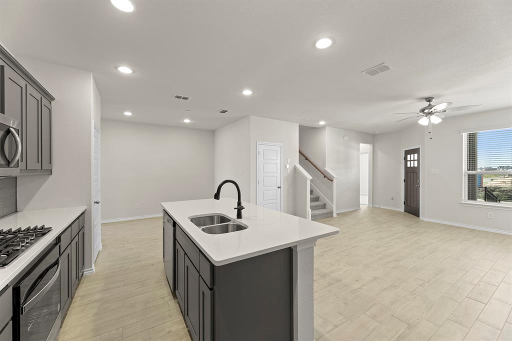 Creekshaw - Residential