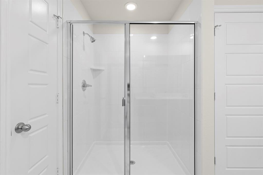 Creekshaw - Residential