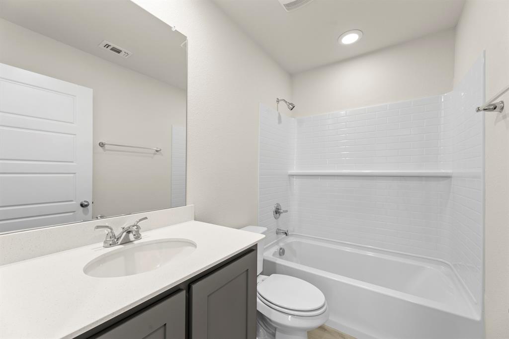 Creekshaw - Residential