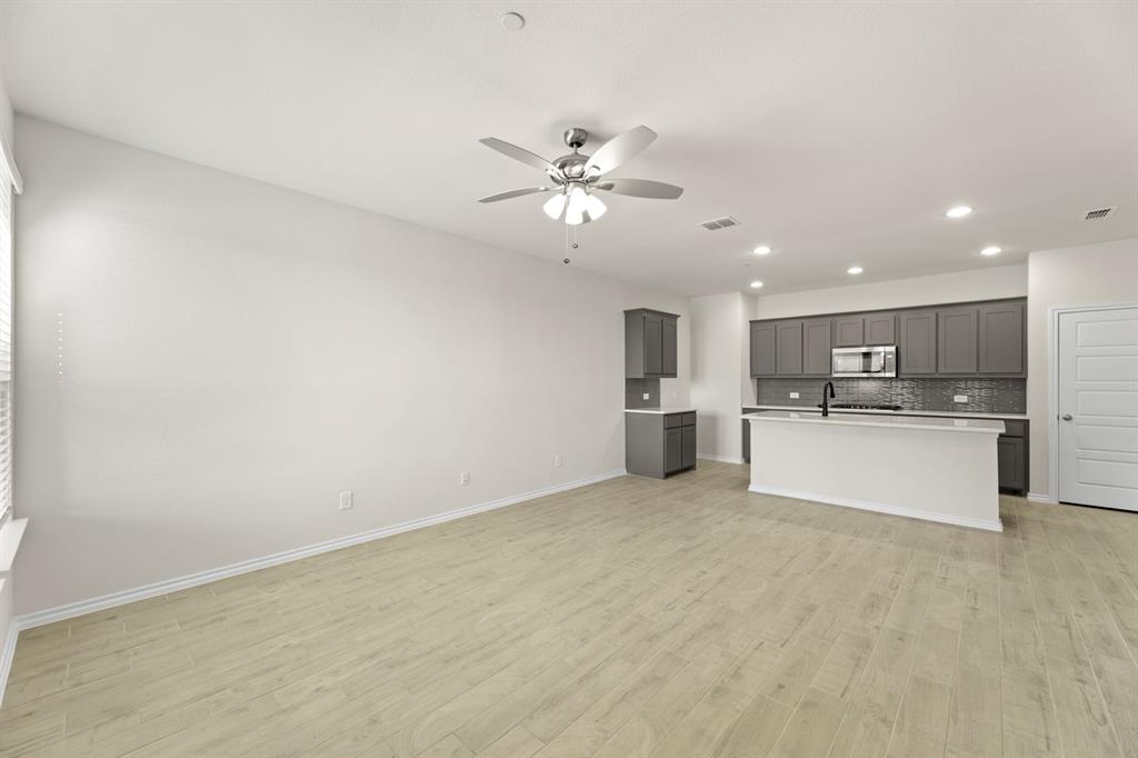 Creekshaw - Residential