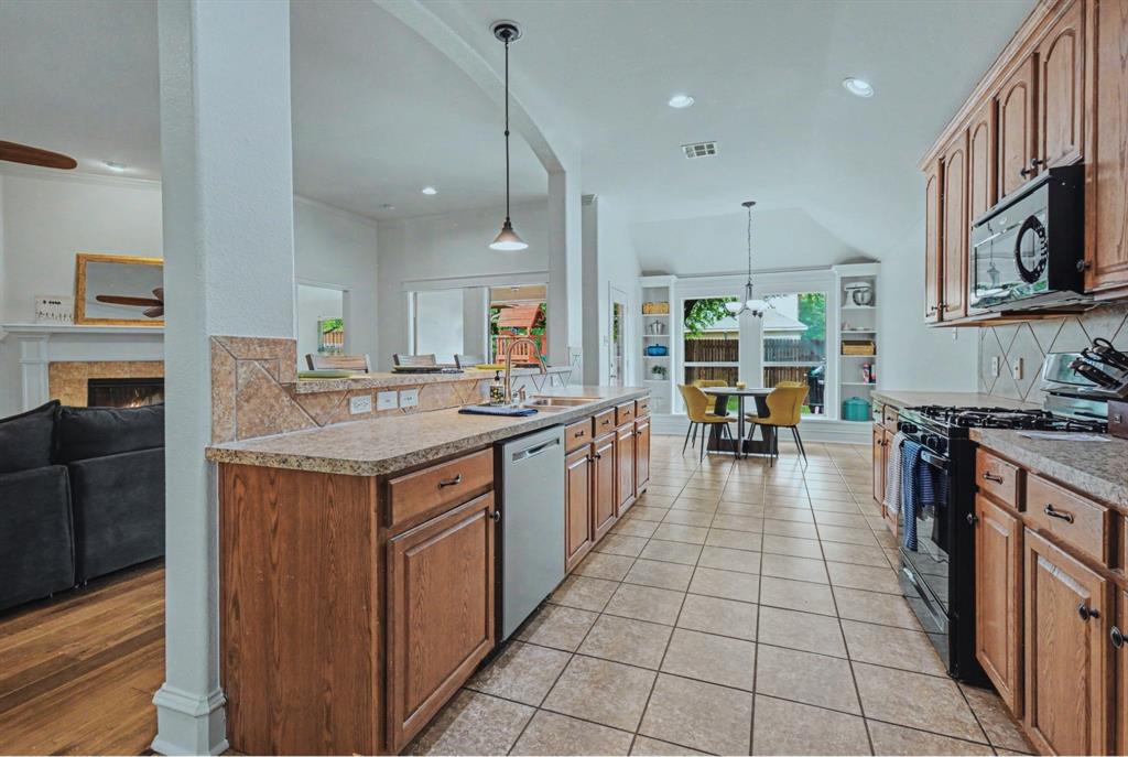 3929 La Tierra Linda Trail