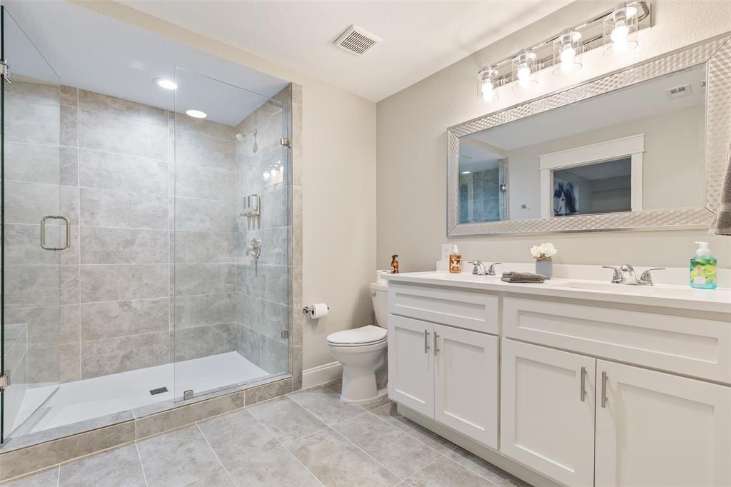 Elmwood Sub 2 - Residential Lease