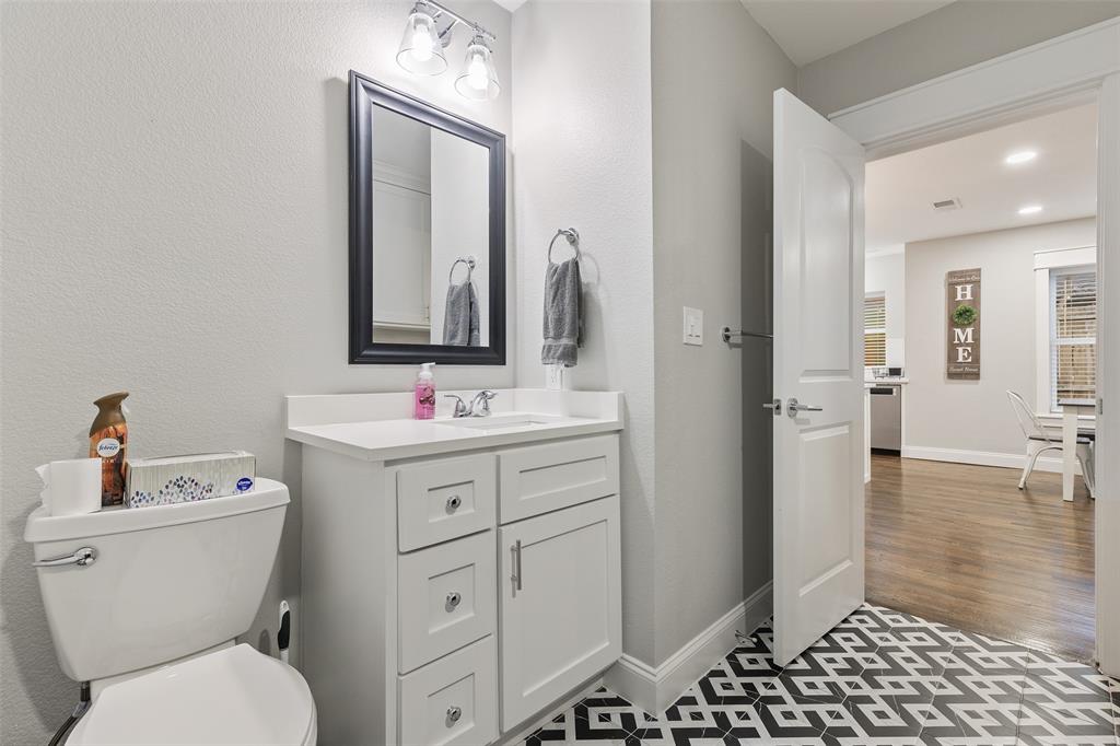 Elmwood Sub 2 - Residential Lease