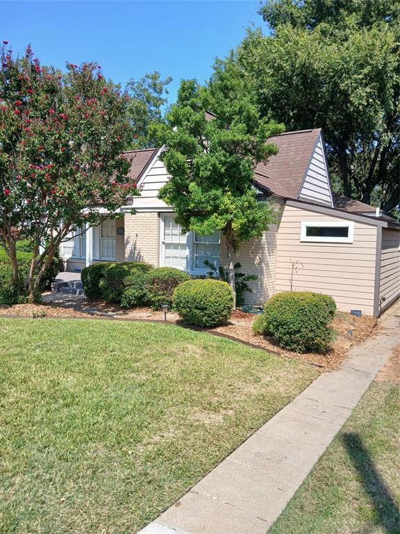 Kessler Plaza - Residential Lease