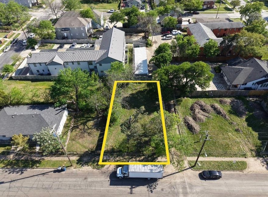 54x97 vacant lot ready to build.  Survey available.  Prime development opportunity in the heart of North Oak Cliff., one block from Lake Cliff Park and near new project Halperin Park opening May 9. Zoned Multi-Family Planned Development District WMU-8, PD468. Build townhomes of 3 or more units, making it idea for builders seeking high-demand, high-growth area.

Surrounded by multiple new developments including 
 ? LANCASTER COMDOMINIUMS
 ? BISHOP RIDGE
 ? BURNET LOFTS
 ? FERGUSON FLATS
 ? THE CAMBRIDGE
Prime location for potential Downtown Dallas views.  DART Street Car stop is 0.6 miles on 6th & Zang and travels from Downtown Dallas to Bishop Arts. Buyer to verify all information.