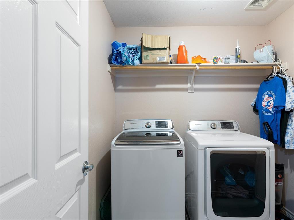 Sendera Ranch - Residential