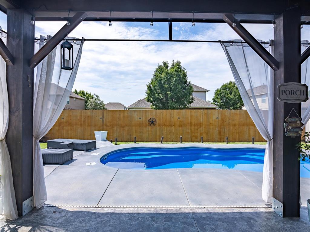 Sendera Ranch - Residential