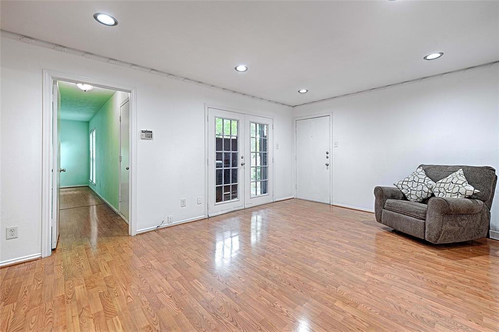 Terrace Condo - Residential