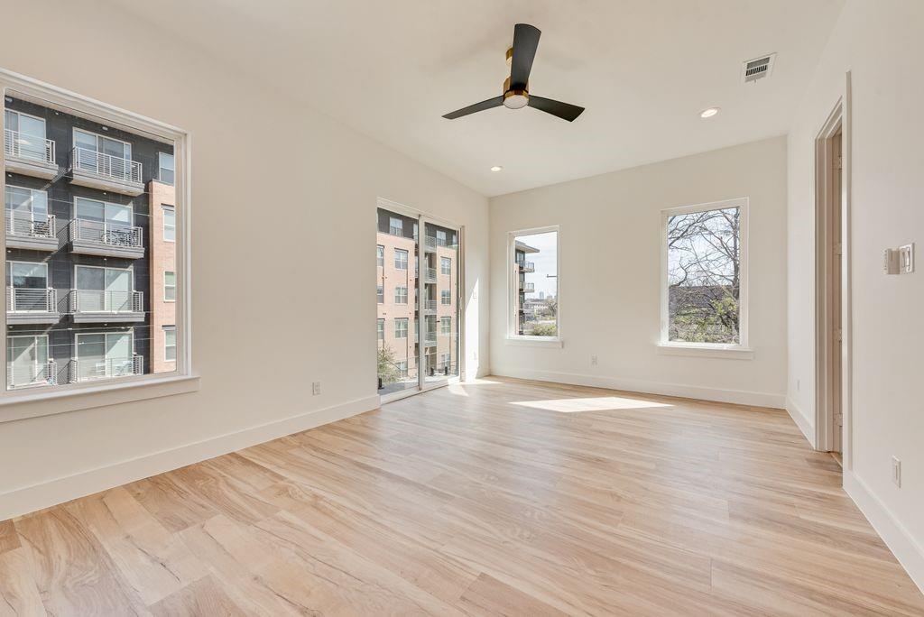 Z E COOMBS WEST END - Residential Income