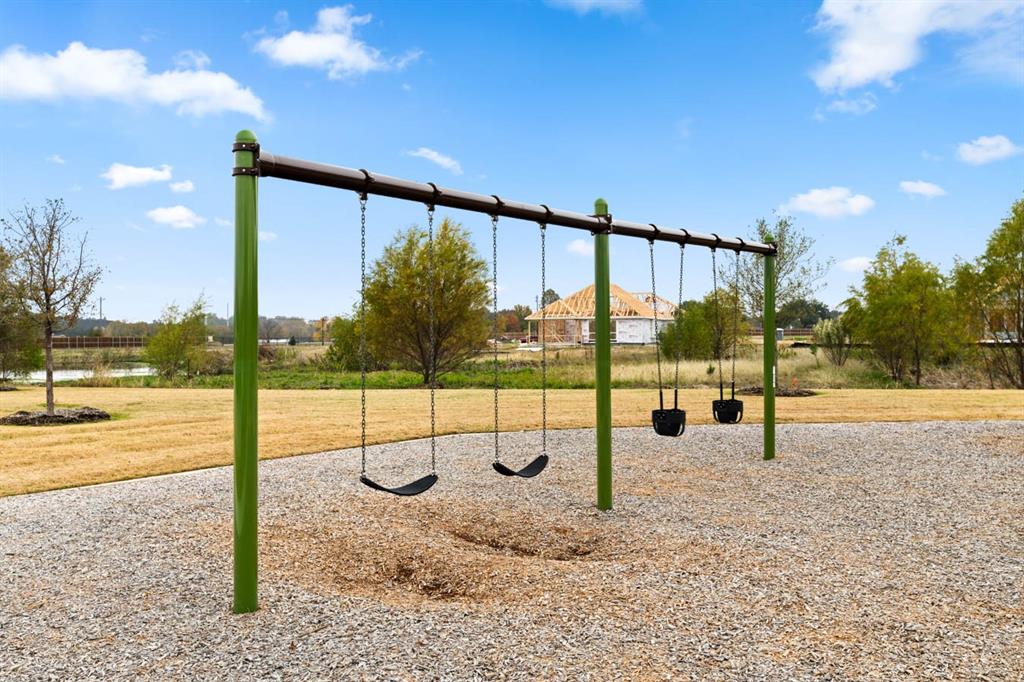 Oaks of North Grove - Residential