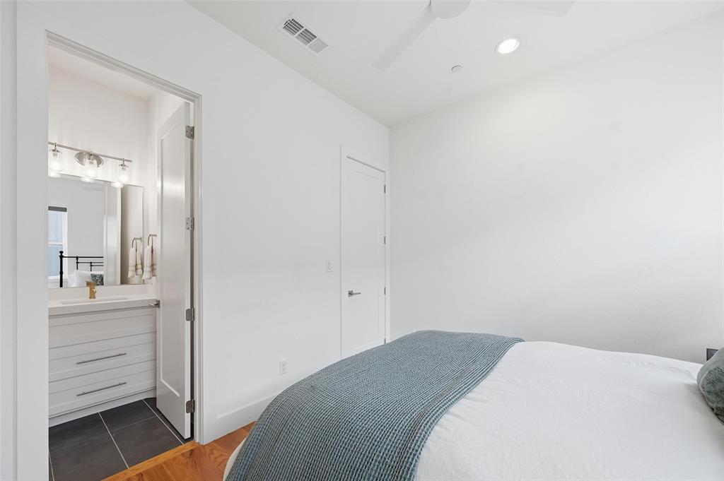 5711 Bryan Condos - Residential