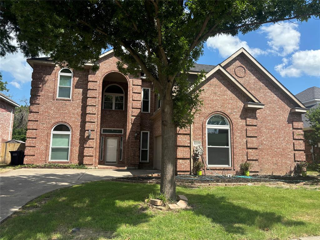 609 Falling Leaf Drive