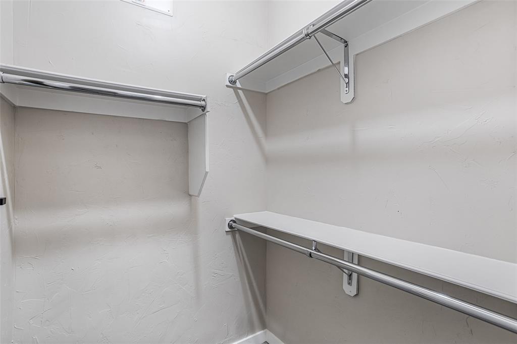 Villa De Leon Condo - Residential Lease