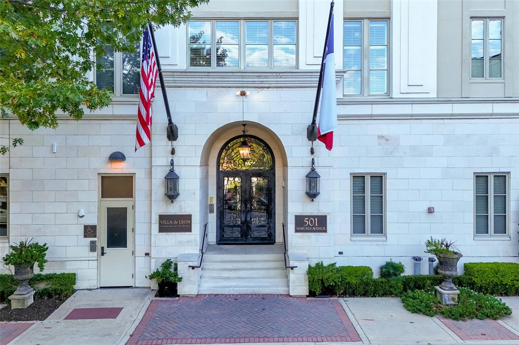 Villa De Leon Condo - Residential Lease