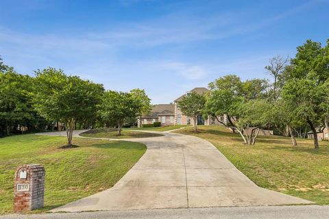 A home in Hudson Oaks