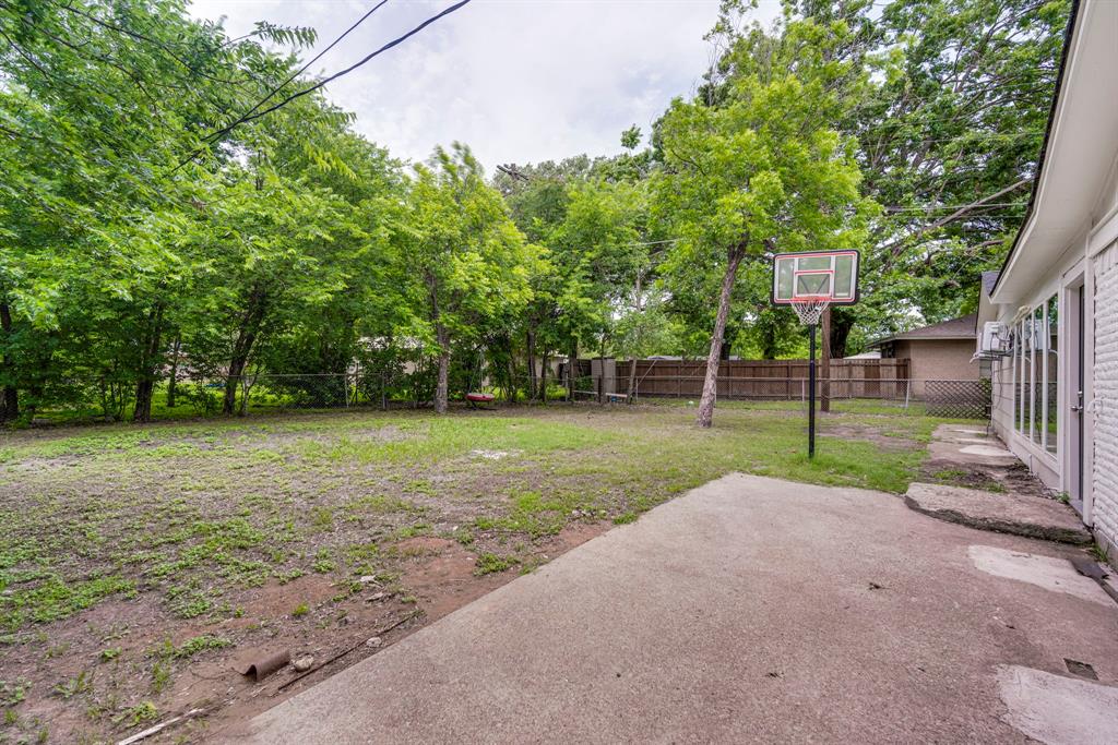 Preston Hollow - Residential