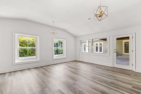 Tiny photo for 4684 S Versailles Avenue, Highland Park, TX 75209 (MLS # 21217637)